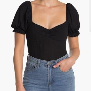ASTR the Label ribbed ruffle puff sleeve bodysuit